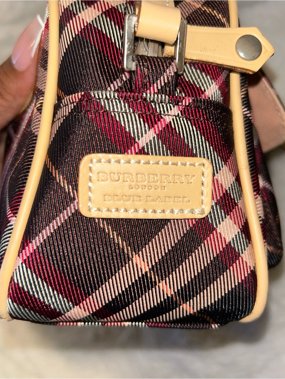 Burberry Plaid Crossbody Bag- BEAUTIFUL CONDITION - Picture 3 of 16